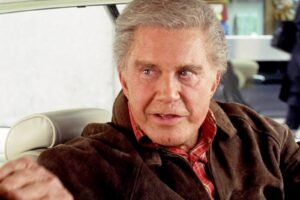 Cliff Robertson