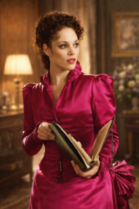 Irene Adler Kimdir Sherlock Holmes Evreninin Gizemli ve Zeki Kadını