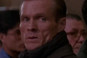 Stuart (William Sadler