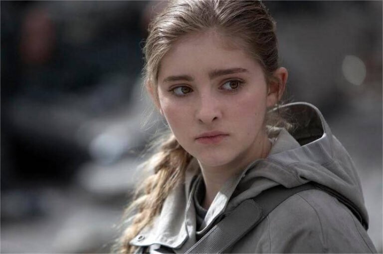Primrose Everdeen kimdir